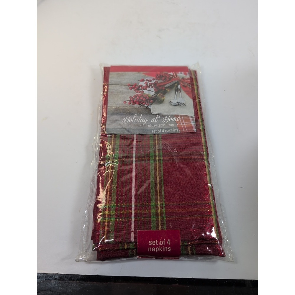 Holiday‎ At Home Set of 4 Plaid Napkins Holiday Table Linens New